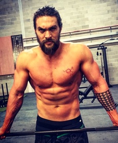 Jason Momoa Poids